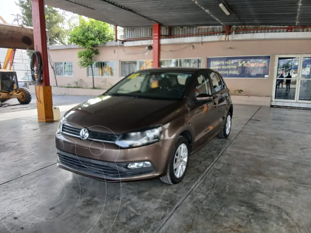 foto Volkswagen Polo Hatchback 1.6L Aut usado (2018) color Marrón precio $205,000