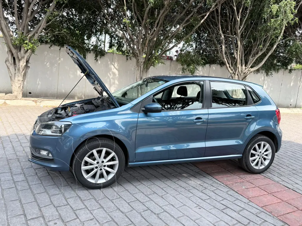Volkswagen Polo Hatchback Design & Sound usado (2019) color Azul precio ...
