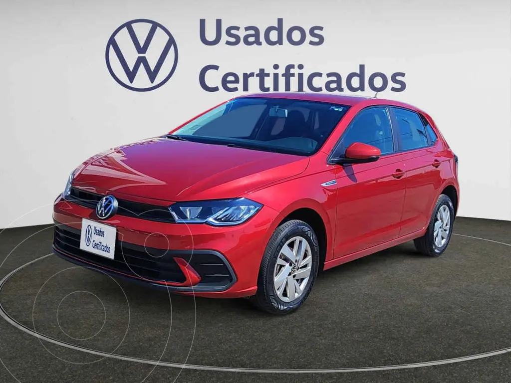 foto Volkswagen Polo Hatchback Comfortline usado (2024) color Rojo precio $310,900