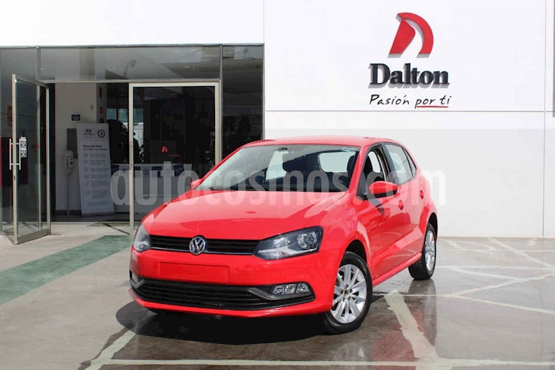 foto Volkswagen Polo 1.6L Base 5P Ac usado (2018) color Rojo precio $174,000