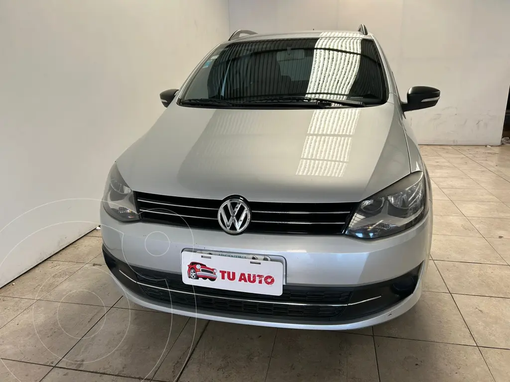 foto Volkswagen Suran 1.6 Trendline usado (2012) color Plata Reflex precio $13.200.000