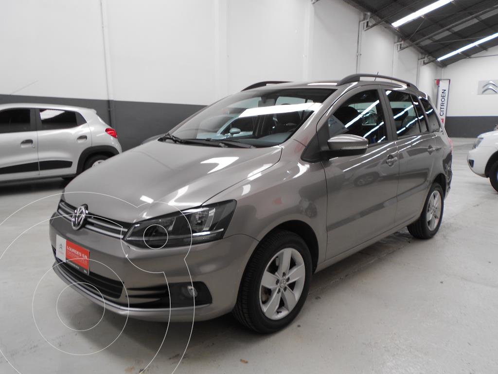 foto Volkswagen Suran 1.6 Trendline usado (2017) color Beige Arena precio $1.328.400