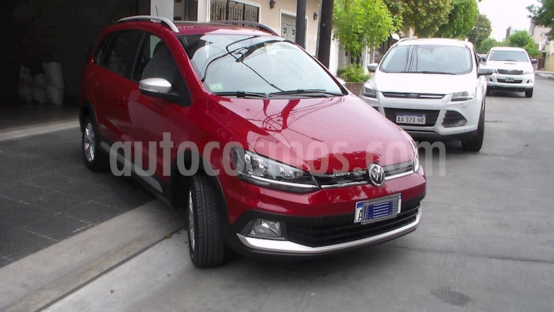 foto Volkswagen Suran Cross 1.6 Highline usado