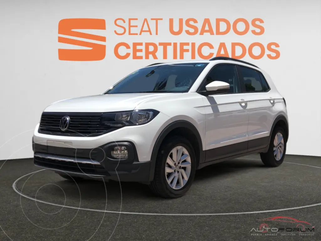 foto Volkswagen T-Cross Trendline usado (2023) color Blanco Puro precio $340,900