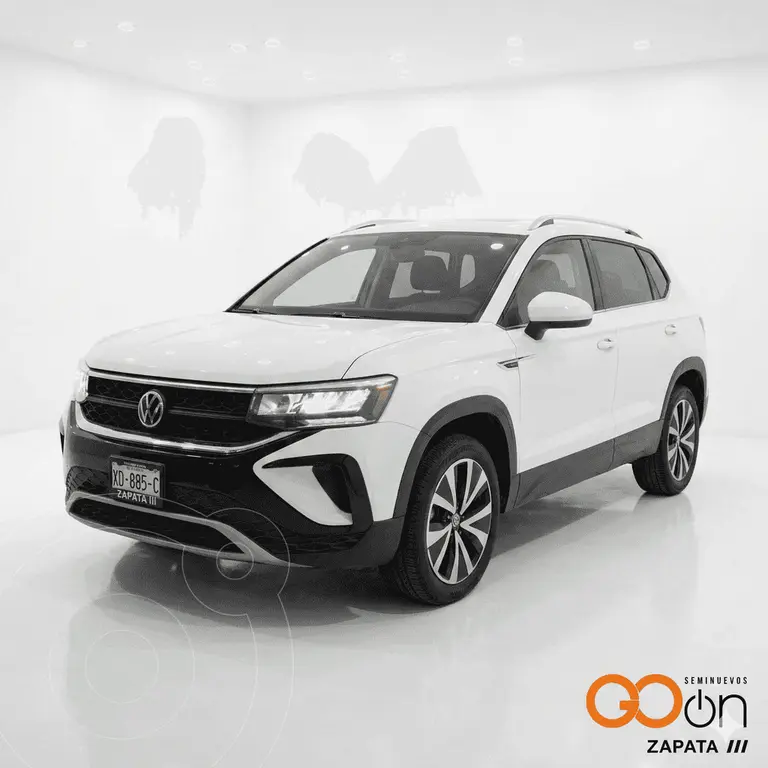 foto Volkswagen Taos Comfortline usado (2023) color VWAAUTBLANCO PURO precio $450,000