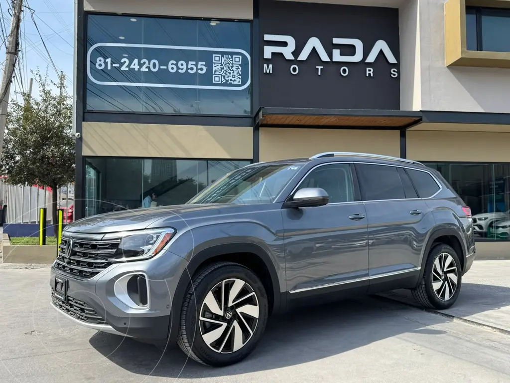 foto Volkswagen Teramont Highline usado (2025) color Gris precio $1,010,000