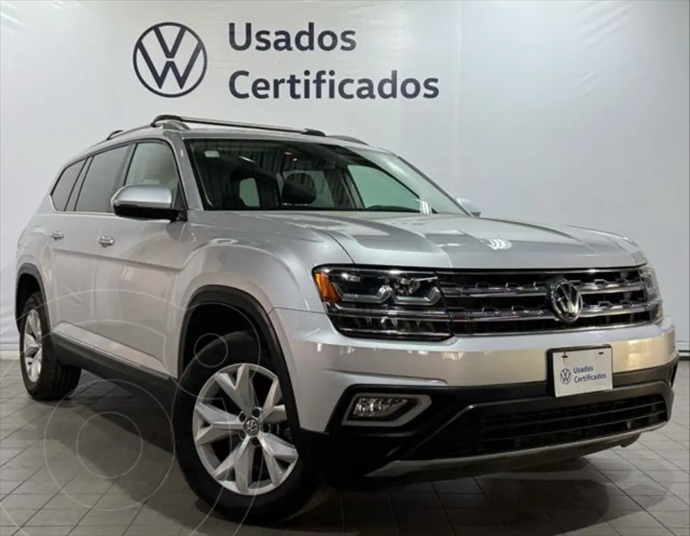 foto Volkswagen Teramont Comfortline Plus usado (2019) color plateado precio $499,000