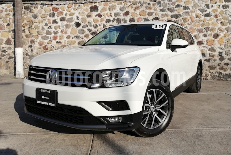 foto Volkswagen Tiguan Comfortline 7 Asientos Tela usado (2019) color Blanco precio $435,000