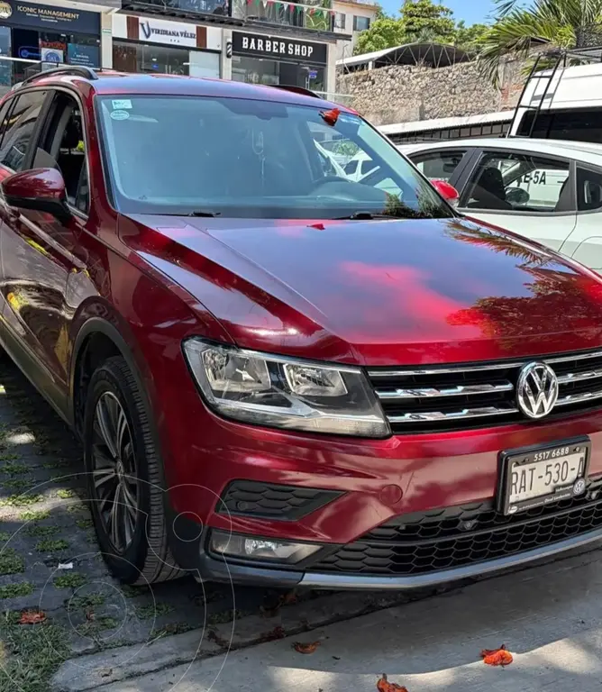 Volkswagen Tiguan Comfortline 5 Asientos Piel 2019