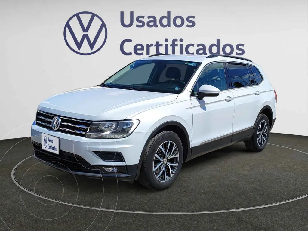 foto Volkswagen Tiguan Comfortline 7 Asientos Tela financiado en mensualidades enganche $83,358 mensualidades desde $6,377