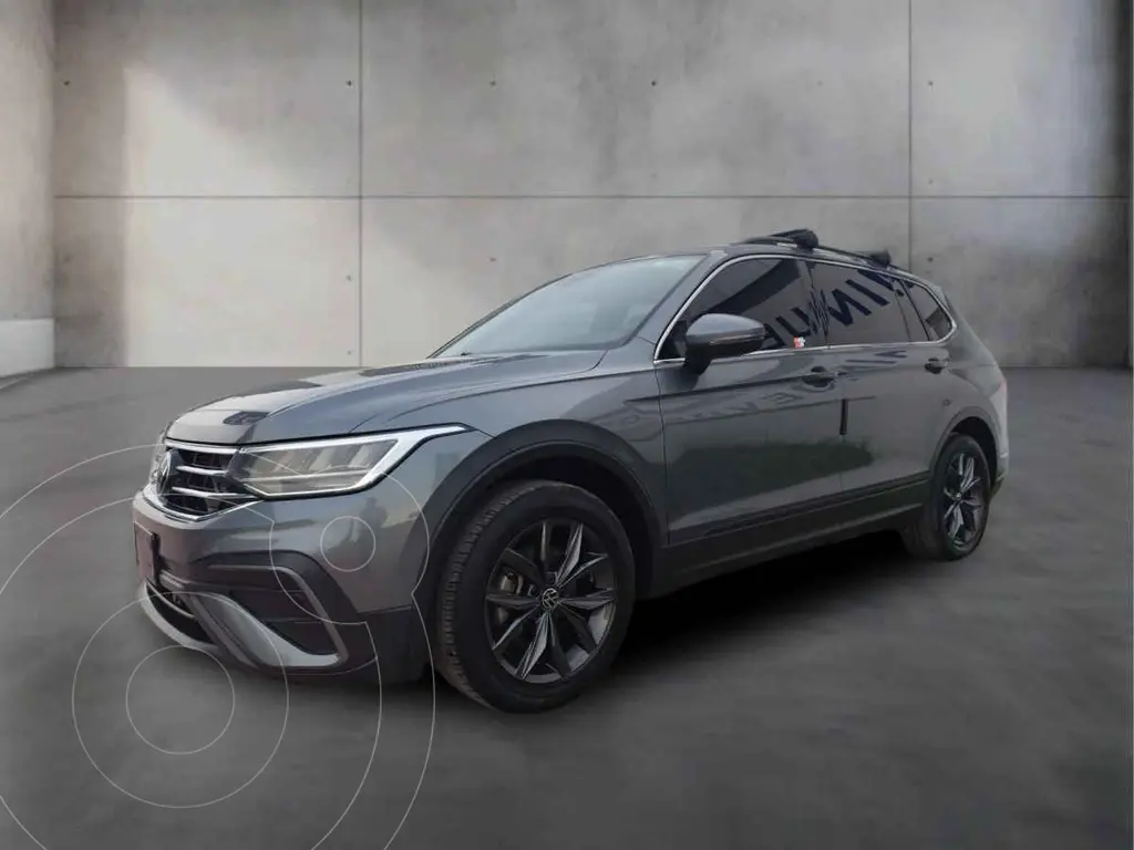 foto Volkswagen Tiguan Comfortline 7 Asientos financiado en mensualidades enganche $96,580 mensualidades desde $9,524