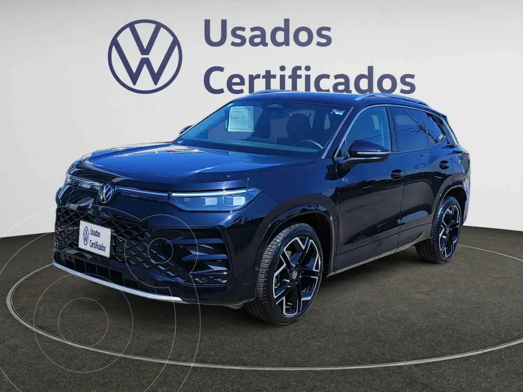foto Volkswagen Tiguan R-Line usado (2025) color Negro precio $740,900