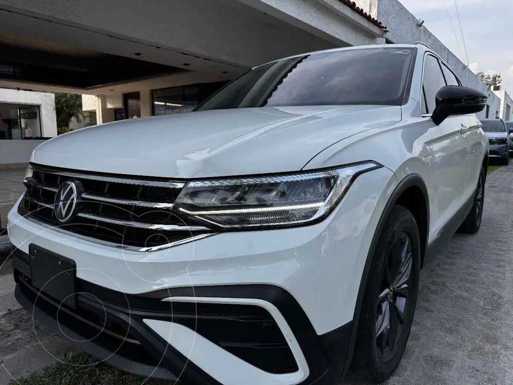 Volkswagen tiguan comfortline 7 asientos (2023)