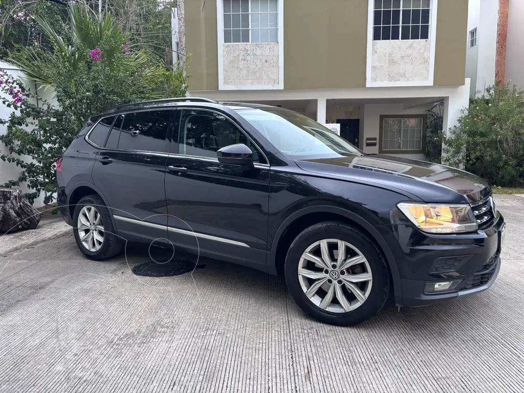 Volkswagen Tiguan Comfortline 5 Asientos 2021