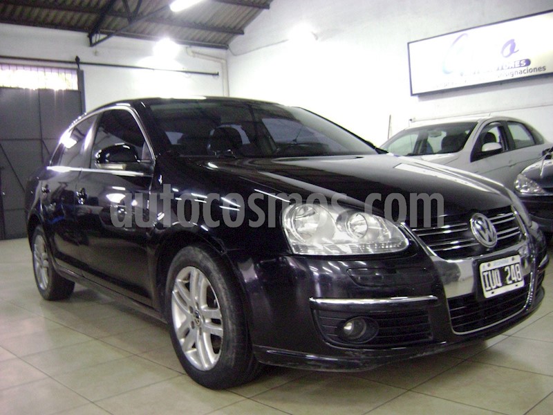 foto Volkswagen Vento 2.5 FSI Luxury Tiptronic usado
