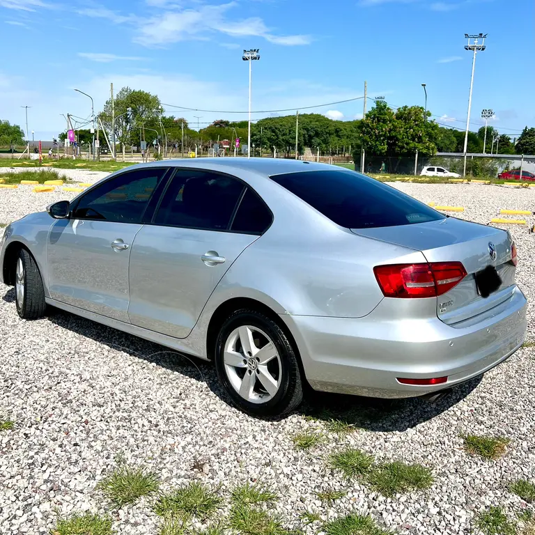 Volkswagen Vento 2.5 Fsi Advance Plus Tiptronic (2480 Cc) 2015 - foto 2