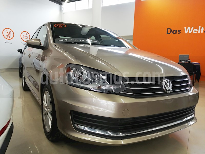 foto Volkswagen Vento Comfortline usado