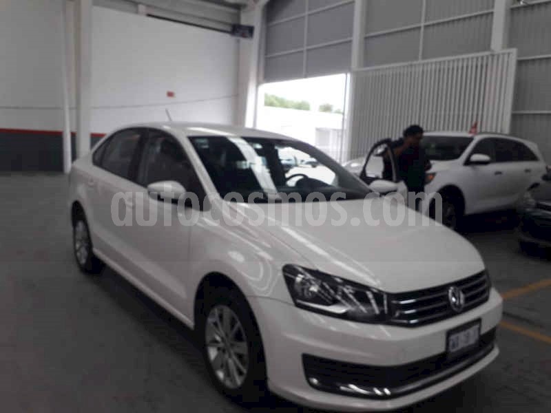 foto Volkswagen Vento Comfortline usado