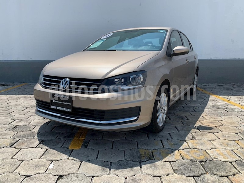 foto Volkswagen Vento Comfortline usado