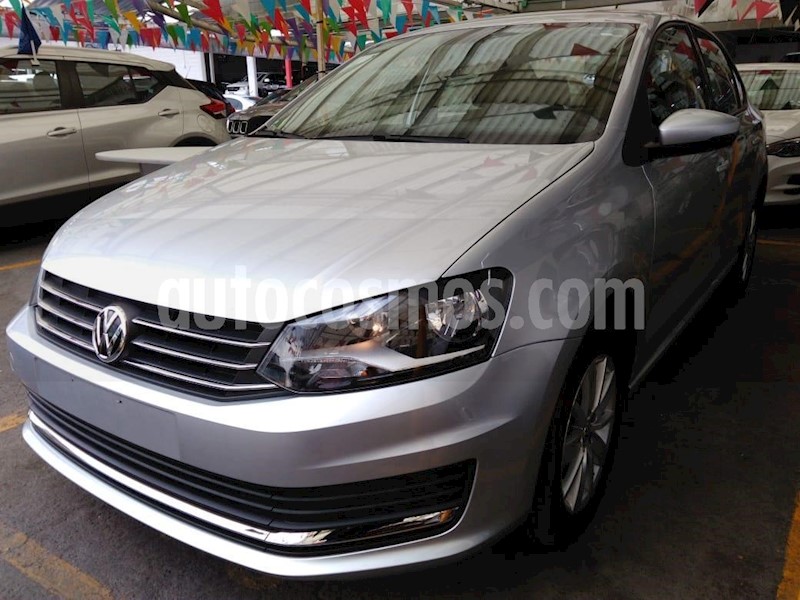 foto Volkswagen Vento Comfortline usado