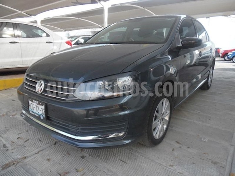 foto Volkswagen Vento Confortline usado