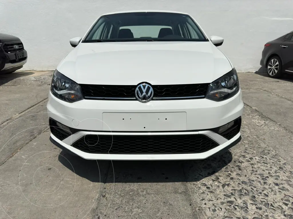 foto Volkswagen Vento Comfortline Plus usado (2020) color Blanco Candy precio $235,000