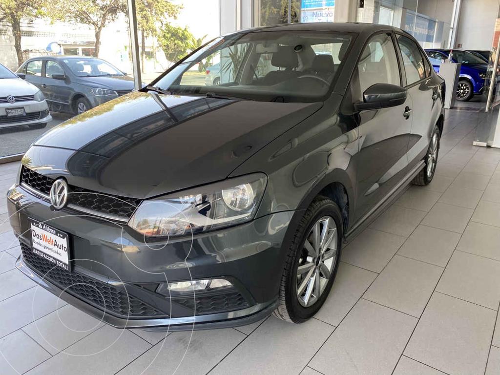 foto Volkswagen Vento Comfortline Plus usado (2020) color Gris precio $255,000