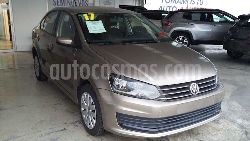 foto Volkswagen Vento Startline usado (2017) color Naranja precio $185,000