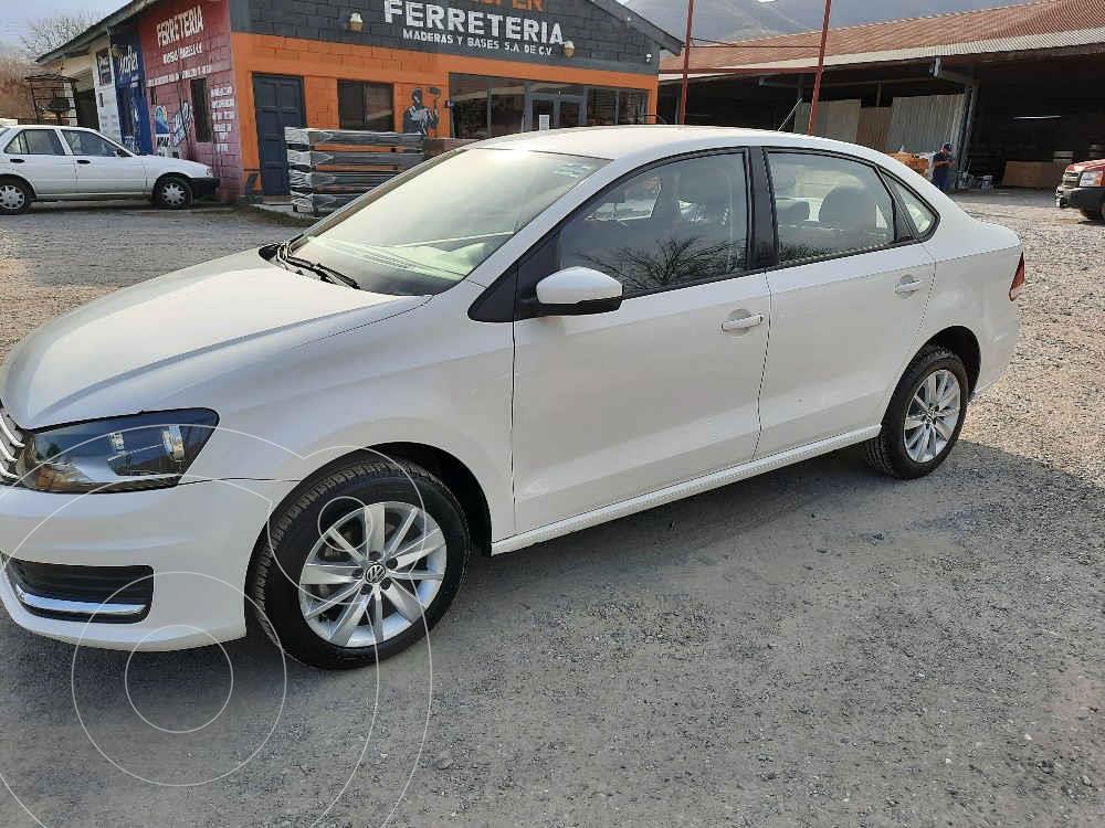 foto Volkswagen Vento Comfortline usado (2017) color Blanco precio $139,000