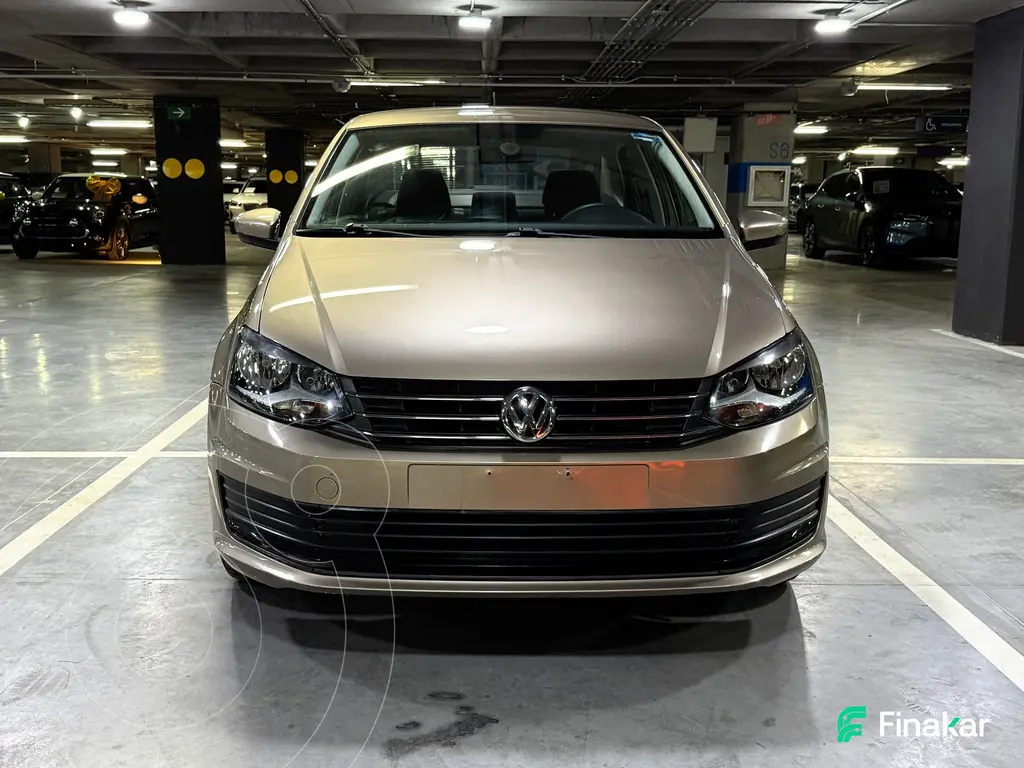 foto Volkswagen Vento Startline usado (2020) color Beige precio $215,000
