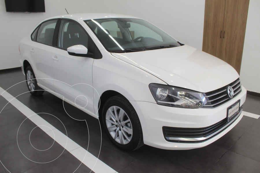 foto Volkswagen Vento Comfortline Aut usado (2017) color Blanco precio $185,000