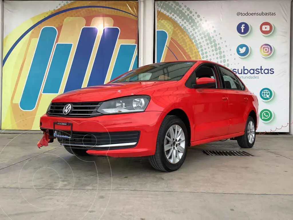 foto Volkswagen Vento Comfortline usado (2018) color Rojo precio $122,000