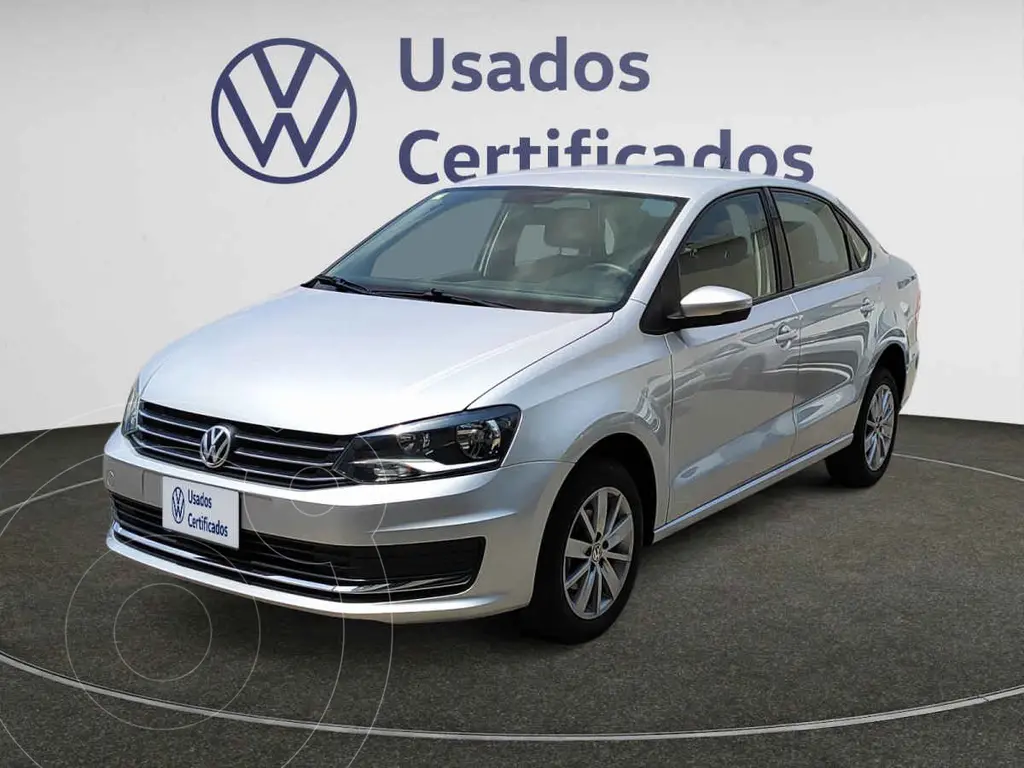 foto Volkswagen Vento Comfortline usado (2017) color Plata precio $215,900