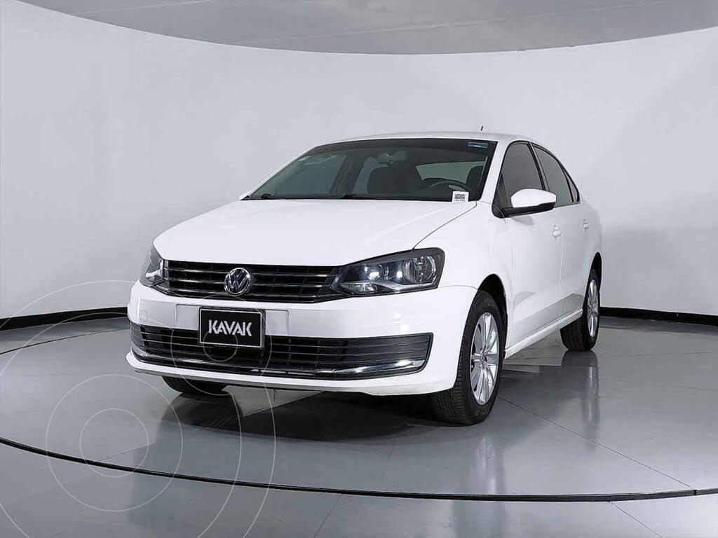 foto Volkswagen Vento Comfortline Aut usado (2017) color Blanco precio $199,999