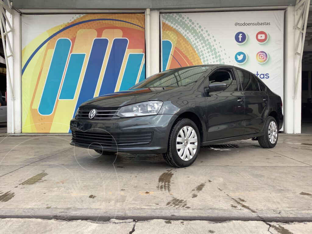 foto Volkswagen Vento Startline Aut usado (2019) color Gris precio $132,000