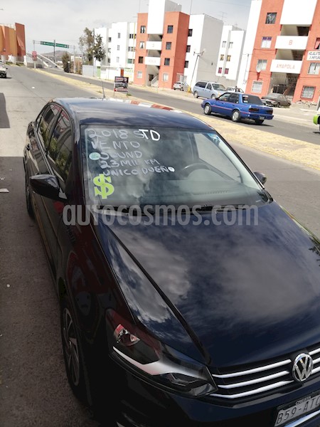 foto Volkswagen Vento Sound usado