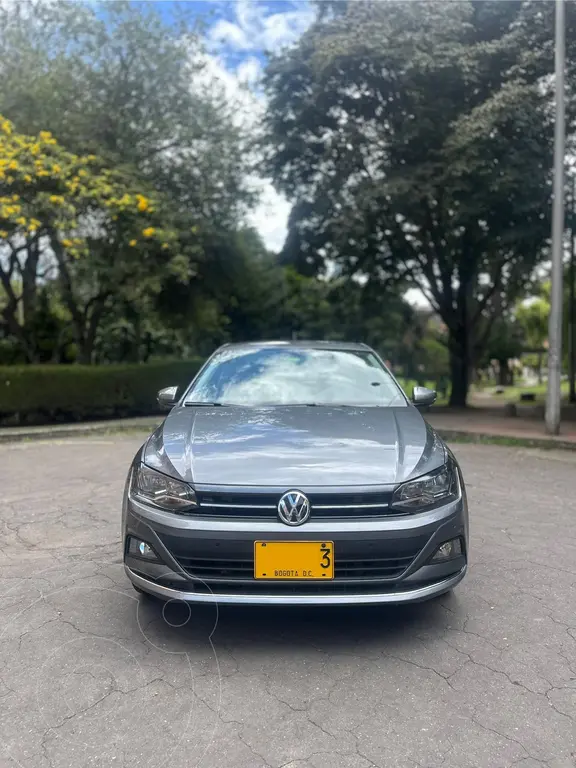 Volkswagen Virtus Highline usado en Barrios Unidos