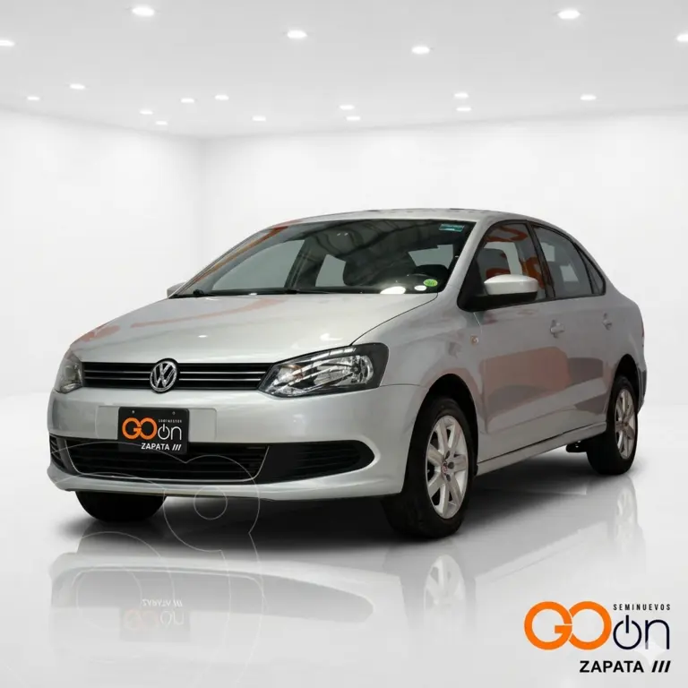 foto Volkswagen Virtus Trendline usado (2024) color VWPLATAR FLEX precio $299,000