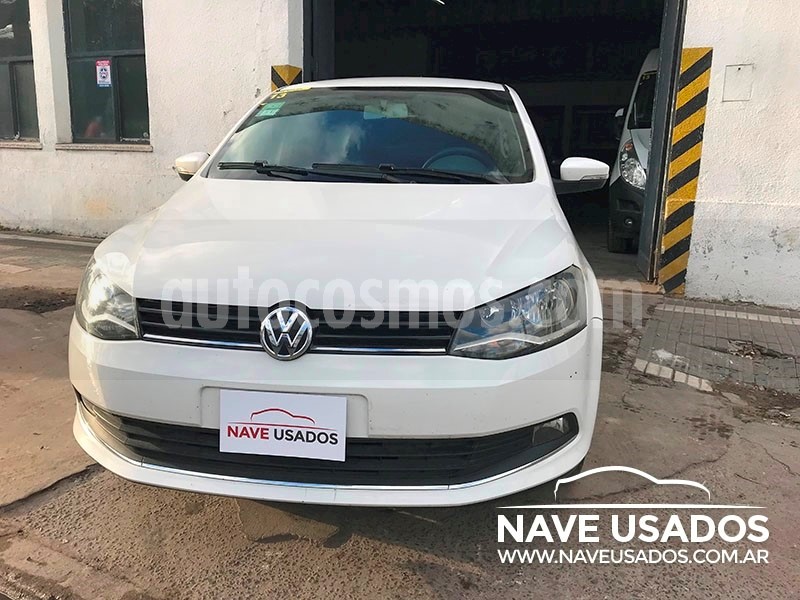 foto Volkswagen Voyage 1.6 Highline usado