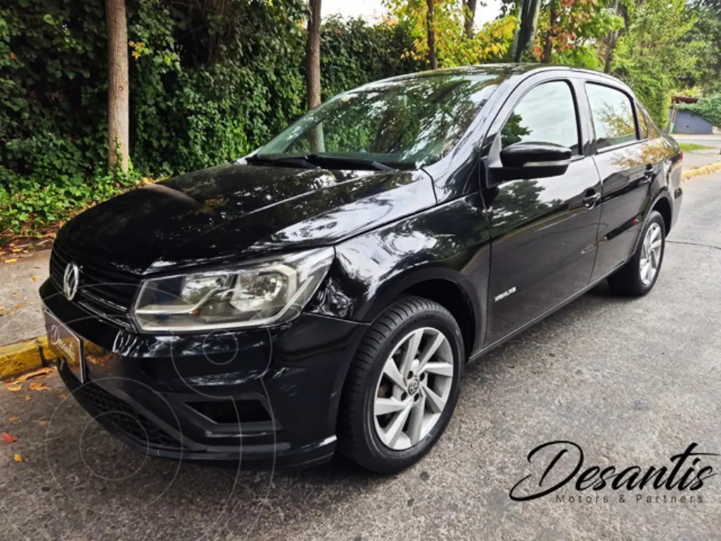 foto Volkswagen Voyage 1.6L Highline usado (2022) color Negro precio $7.980.000