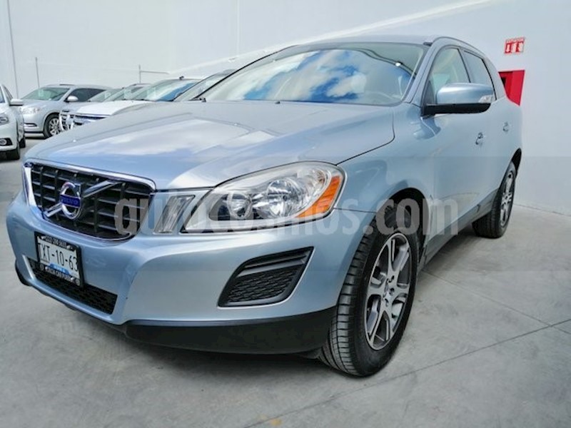 foto Volvo XC60 2.0L T Kinetic usado