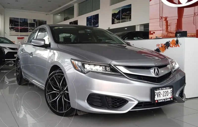 Foto Acura ILX TECH usado (2018) color plateado precio $279,000