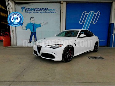 Alfa Romeo Giulia 4p Giulia QV V6/2.9 Aut usado (2017) color Blanco precio $740,000