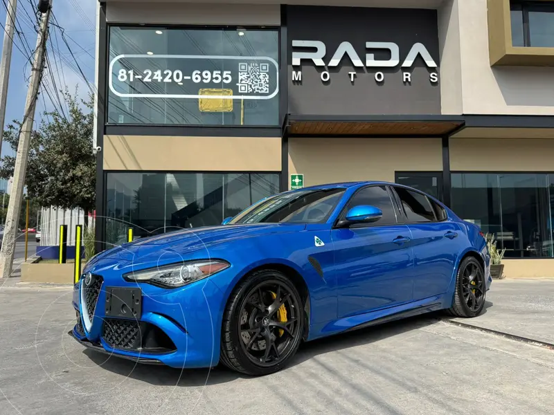 Foto Alfa Romeo Giulia TI usado (2020) color Azul precio $1,150,800