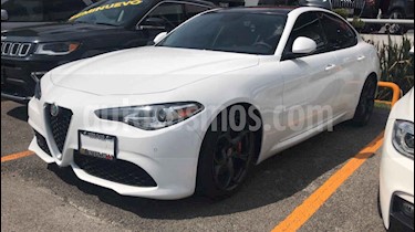 Foto venta Auto usado Alfa Romeo Giulia TI (2017) color Blanco precio $739,000