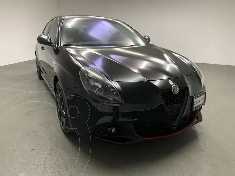 Foto Alfa Romeo Giulietta Veloce TCT usado (2021) color Negro financiado en mensualidades(enganche $97,000 mensualidades desde $15,200)