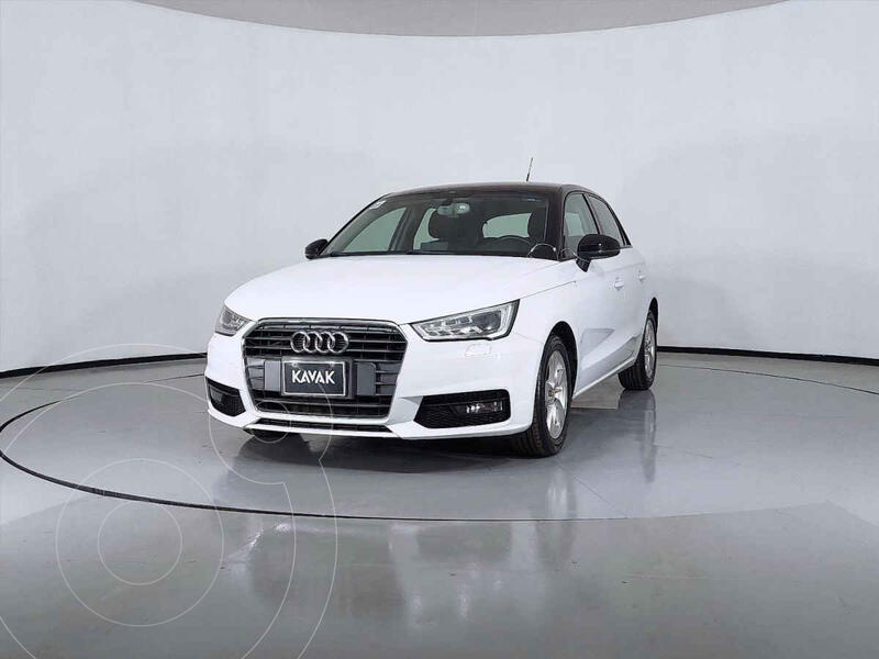 Foto Audi A1 Cool usado (2016) color Blanco precio $284,999