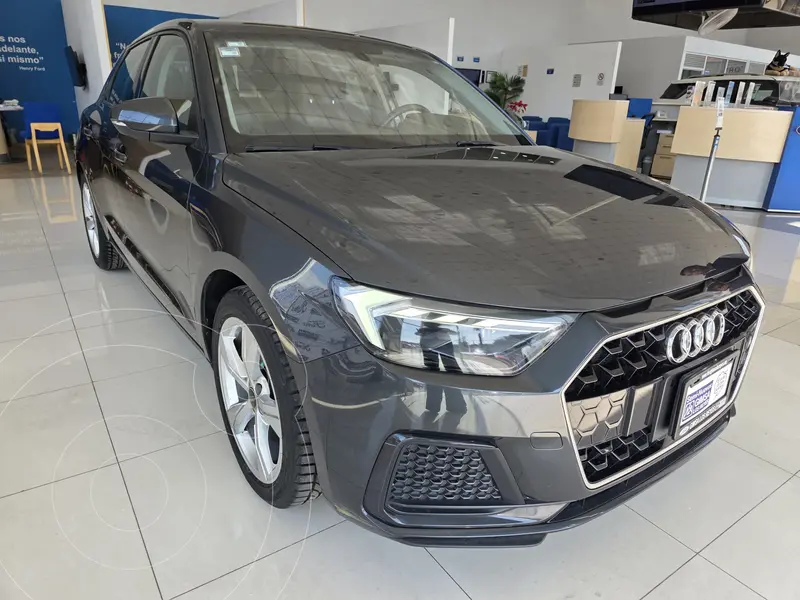 Foto Audi A1 35 TFSI Ego usado (2021) color Plata Metalizado financiado en mensualidades(enganche $95,160 mensualidades desde $9,220)