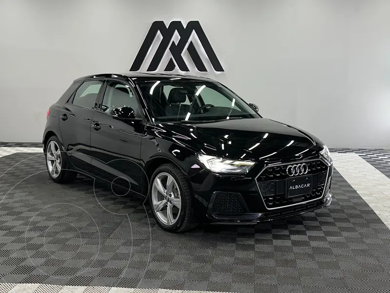 Foto Audi A1 1.5T Ego usado (2020) color Negro precio $299,999
