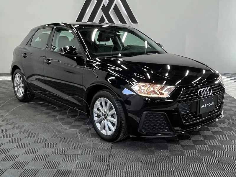 Foto Audi A1 30 TFSI Cool usado (2023) color Negro precio $419,999